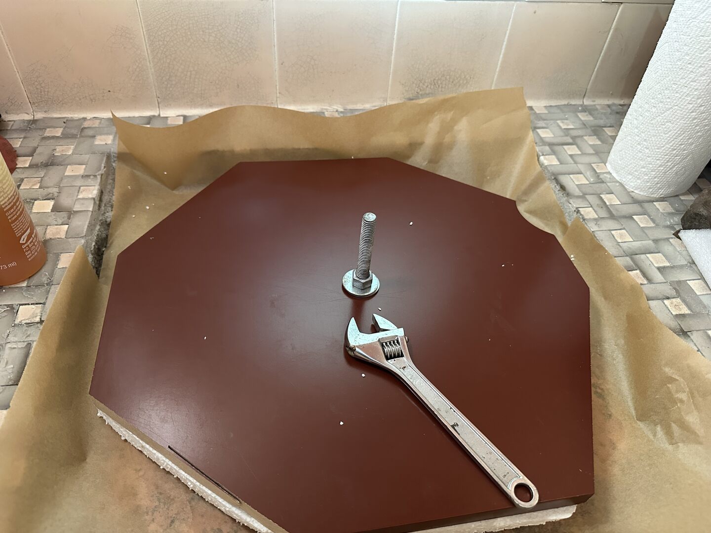 Top plate clamped down